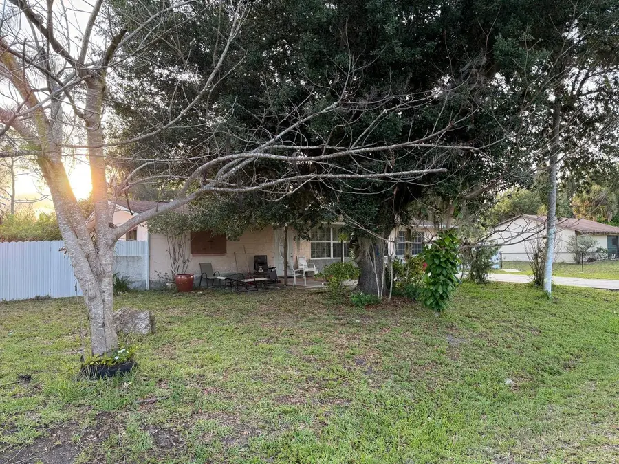 901 Sheldon Avenue, Lehigh Acres, FL 33936 - #2