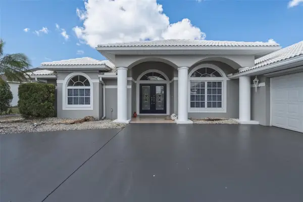 1083 Manilla Lane, PUNTA GORDA, FL 33983
