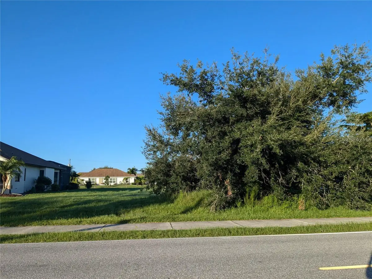 1327 Rio De Janeiro Avenue, Punta Gorda, FL 33983 - #1