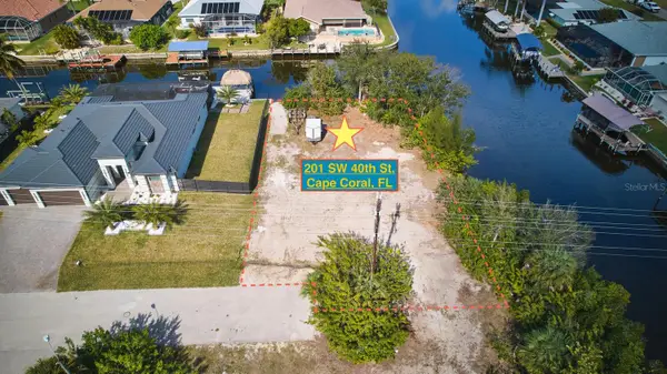 201 SW 40th Street, CAPE CORAL, FL 33914