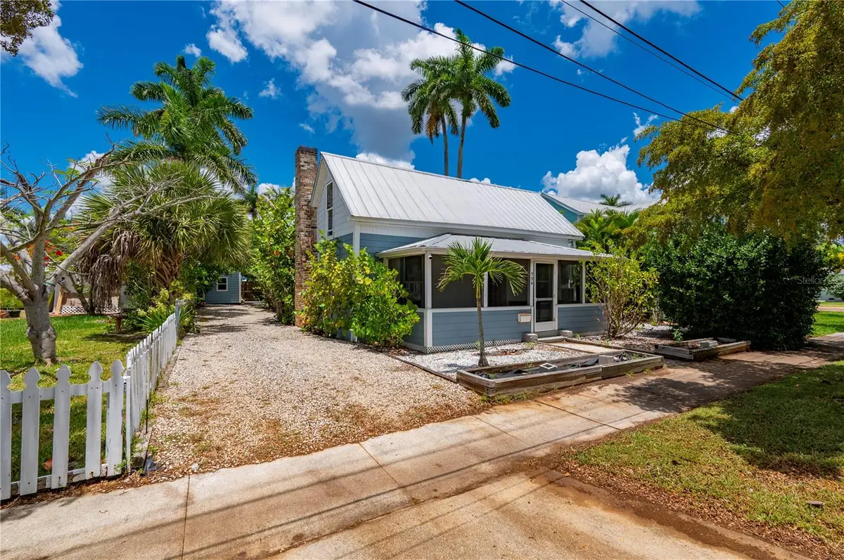 756 W Marion Avenue, Punta Gorda, FL 33950 - #1