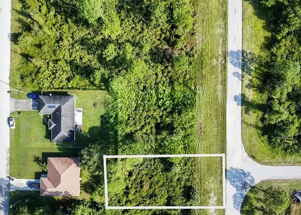 732 Columbus Boulevard S, LEHIGH ACRES, FL 33974