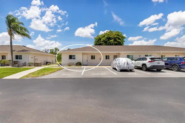 12538 SW Kingsway Circle #301, LAKE SUZY, FL 34269