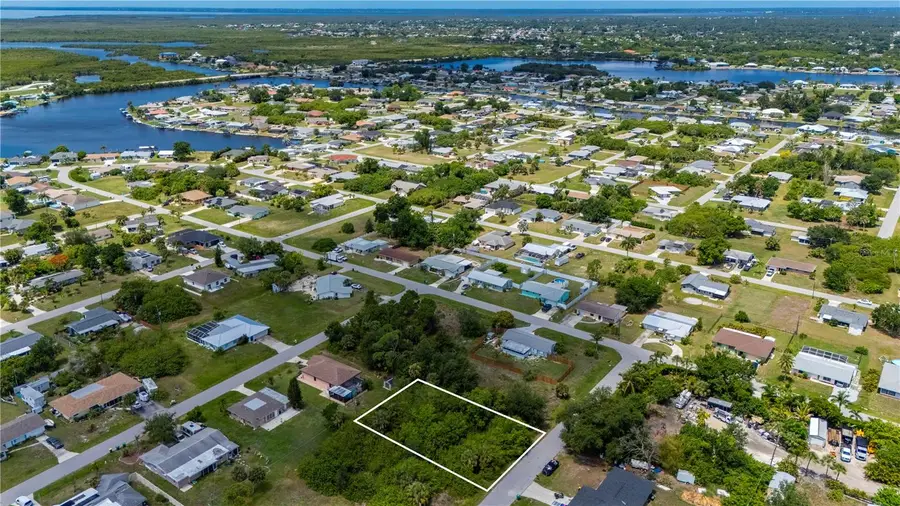 209 Forrest Avenue Nw, Port Charlotte, FL 33952 - #3