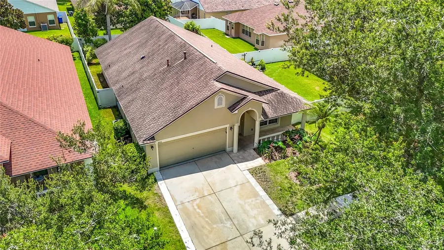 805 Lesa Glen Place, Brandon, FL 33510 - #3