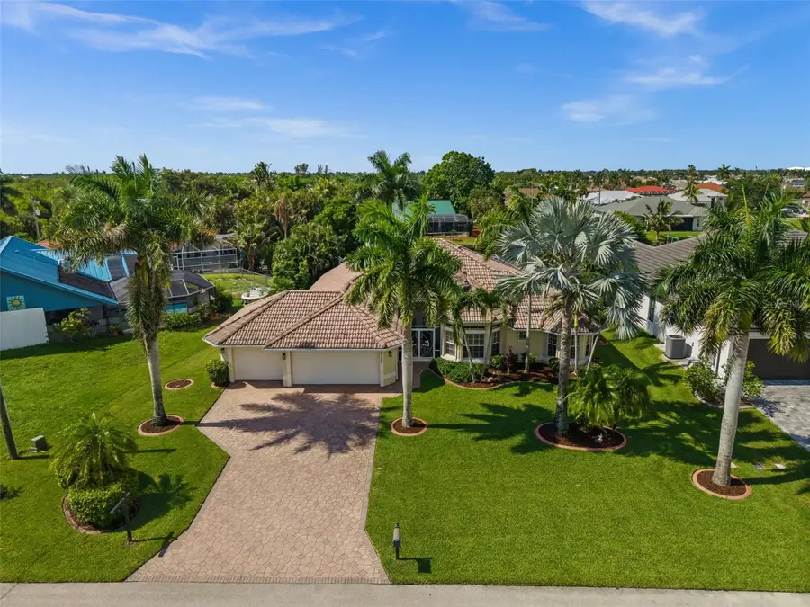 2106 SE 20th Lane, Cape Coral, FL 33990 - #2