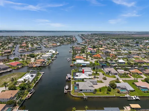 105 SW 52nd Street, CAPE CORAL, FL 33914