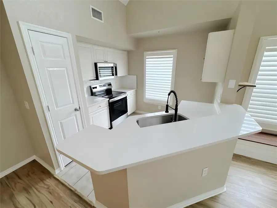 5531 Rosehill Road #201, Sarasota, FL 34233 - #3