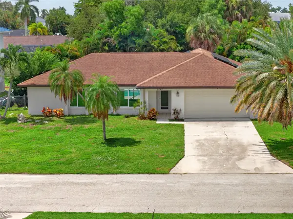6049 Perthshire Lane, FORT MYERS, FL 33908