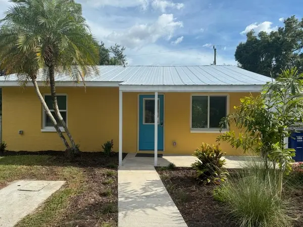 537 Capitol Street, NORTH FORT MYERS, FL 33903