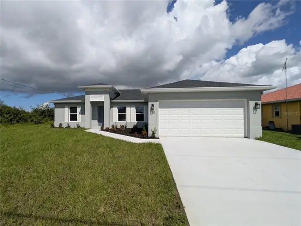 1135 N San Mateo Drive, NORTH PORT, FL 34288