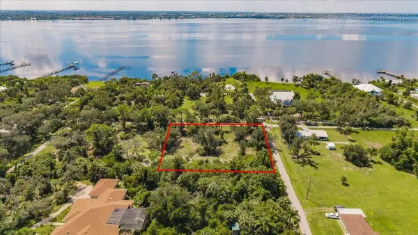 133 Coconut Street, PORT CHARLOTTE, FL 33980