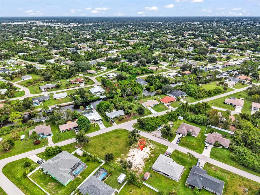 2425 Woodyglen Street, Port Charlotte, FL 33948 - #2