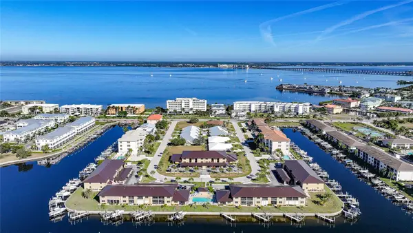 240 Lewis Circle #513, PUNTA GORDA, FL 33950