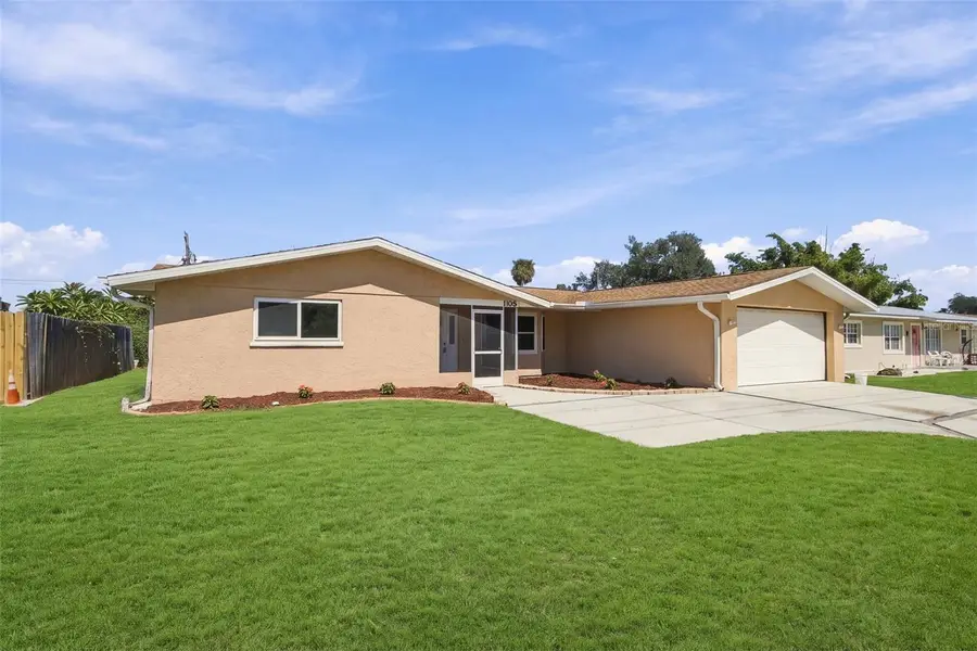 1105 Gulf Coast Boulevard, Venice, FL 34285 - #3