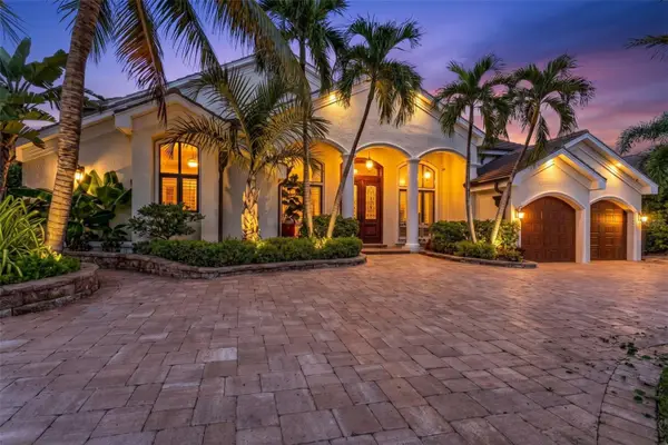 2030 Jamaica Way, PUNTA GORDA, FL 33950
