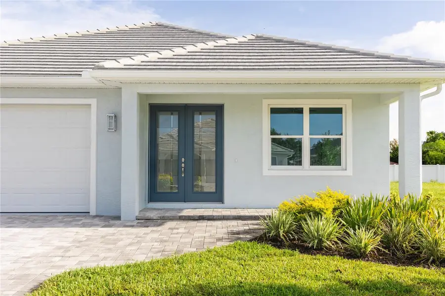 5217 Willow Lake Court, Sarasota, FL 34233 - Image #2