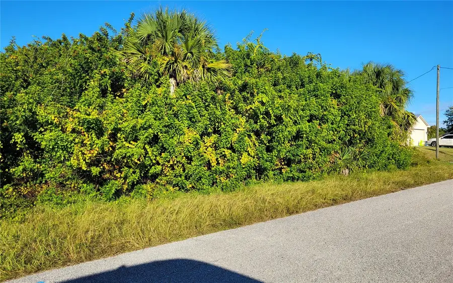 13887 Allamanda Circle, Port Charlotte, FL 33981 - Image #3