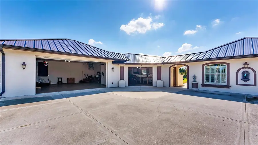 646 Boundary Boulevard, Rotonda West, FL 33947 - Image #2