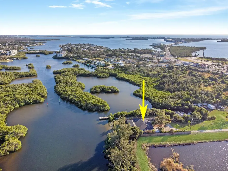 300 E Bay Heights Avenue, Englewood, FL 34223 - Image #2