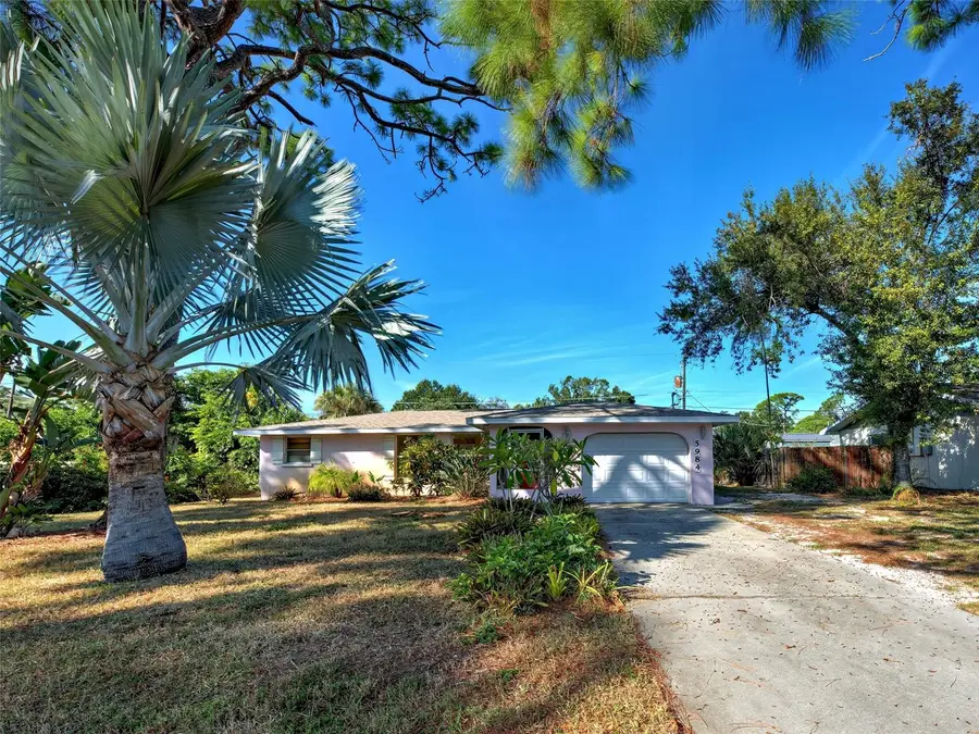 5984 Diana Road, Venice, FL 34293 - Image #2