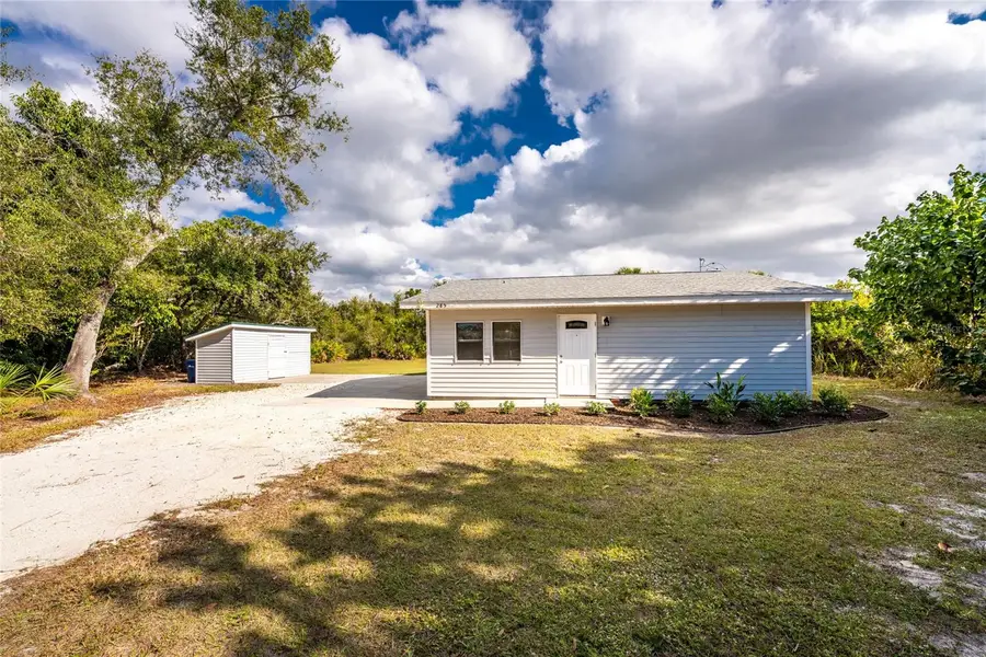 285 S Oxford Drive, Englewood, FL 34223 - Image #2