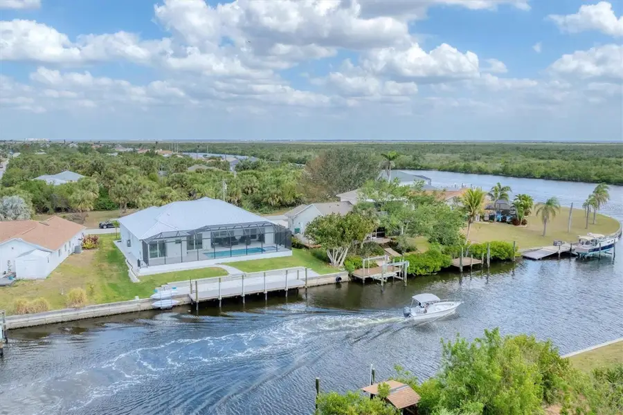 18610 Ayrshire Circle, Port Charlotte, FL 33948 - Image #3