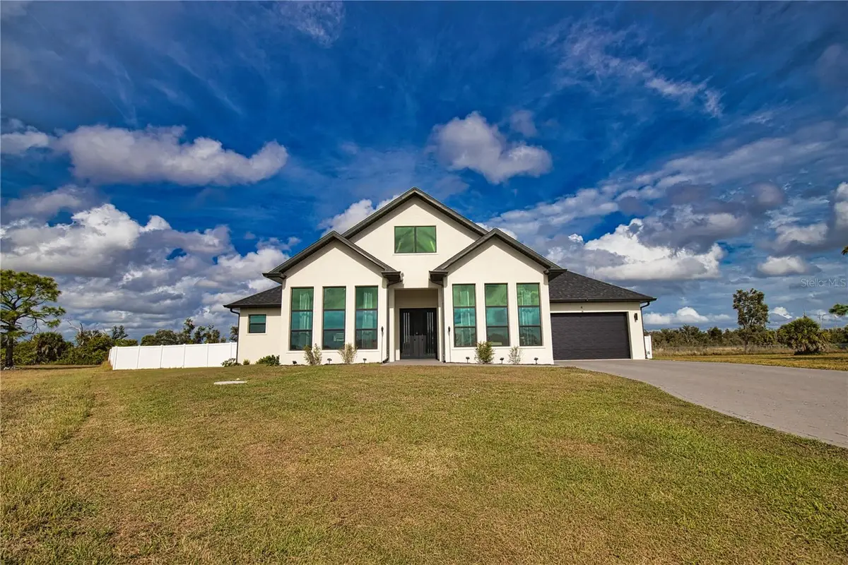 4 River Ct, Placida, FL 33946 - Image #1