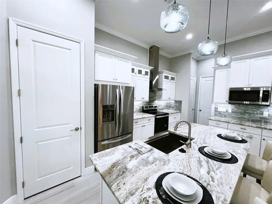 250 Rotonda Boulevard E, Rotonda West, FL 33947 - Image #3