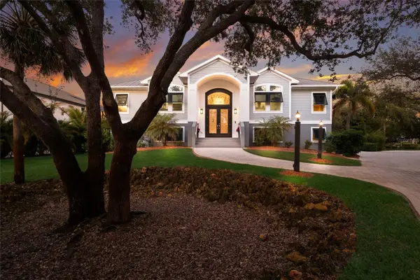 10110 Creekside Drive, PLACIDA, FL 33946