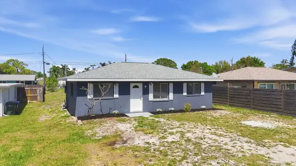 564 Leach Street, ENGLEWOOD, FL 34223