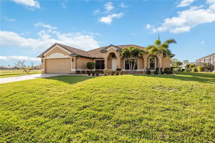 11 Medalist Circle, Rotonda West, FL 33947 - #2