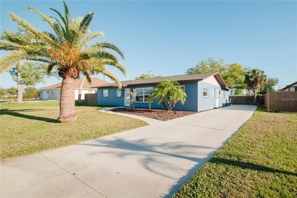 35 Stanford Road, Venice, FL 34293 - #1