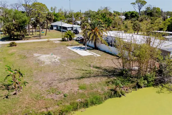 8195 Pine Tree Lane, ENGLEWOOD, FL 34224