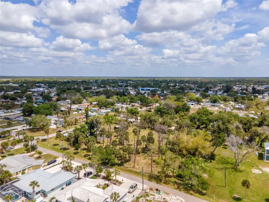 W Cowles Street, Englewood, FL 34223 - #3