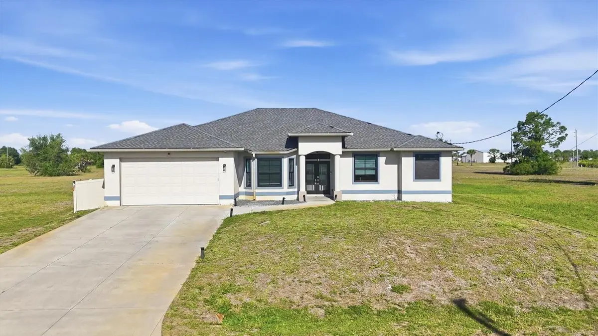 20 Brig Circle E, Placida, FL 33946 - #1