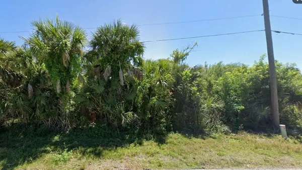 12379 Cole Avenue, PORT CHARLOTTE, FL 33981