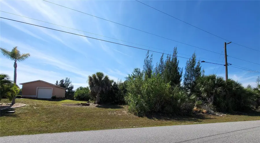 9598 Spring Circle, Port Charlotte, FL 33981 - #3