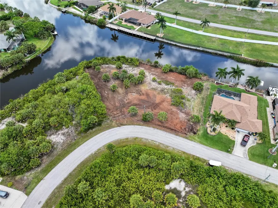 14235 Fruitport Circle, Port Charlotte, FL 33981 - #2