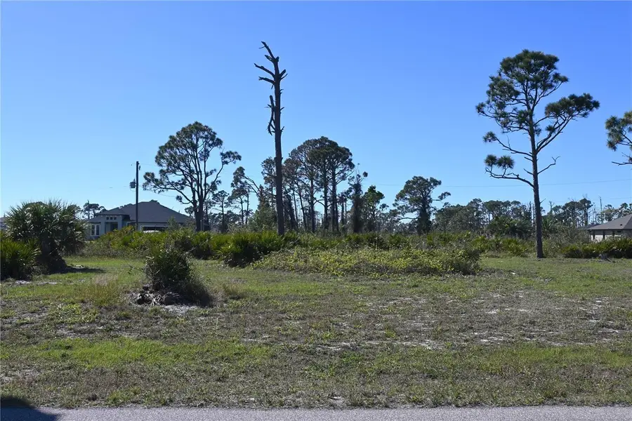 32 Coxswain Circle, Placida, FL 33946 - #2