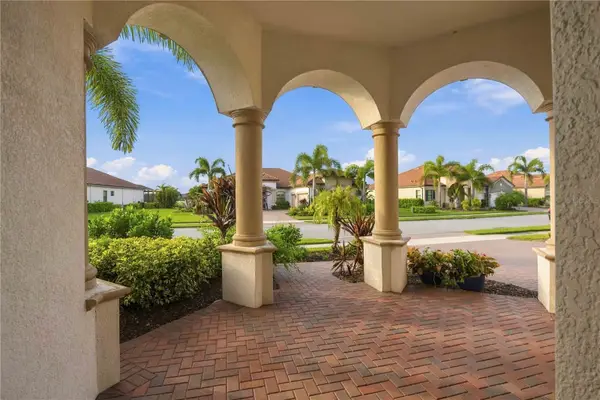 10720 Tarflower Drive, VENICE, FL 34293