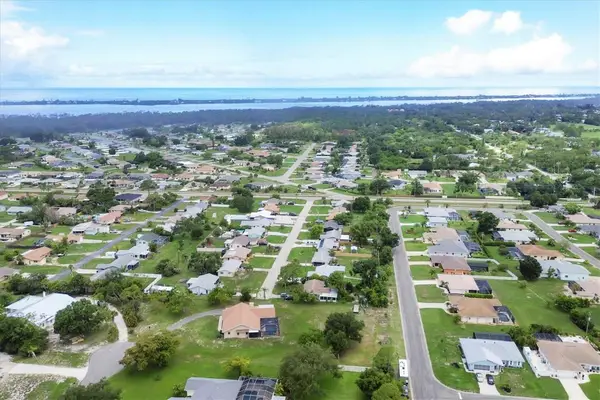 660 Gillespie Street, ENGLEWOOD, FL 34223