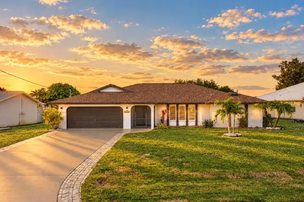 122 Bunker Road, ROTONDA WEST, FL 33947