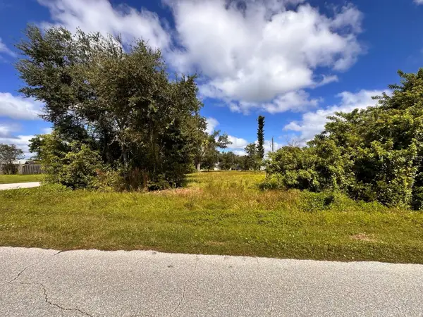 11128 Carnegie Avenue, ENGLEWOOD, FL 34224