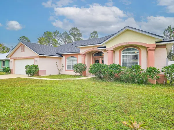 18 Squirrel Place, PALM COAST, FL 32164