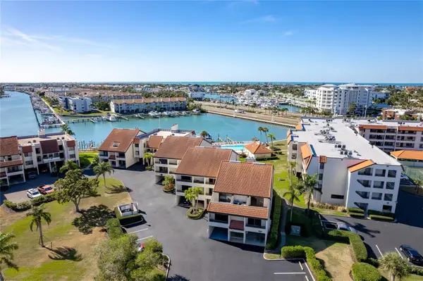 120 1st Street E #108, TIERRA VERDE, FL 33715