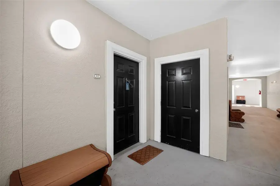 8290 W Gate Parkway #707, Jacksonville, FL 32216 - Image #2