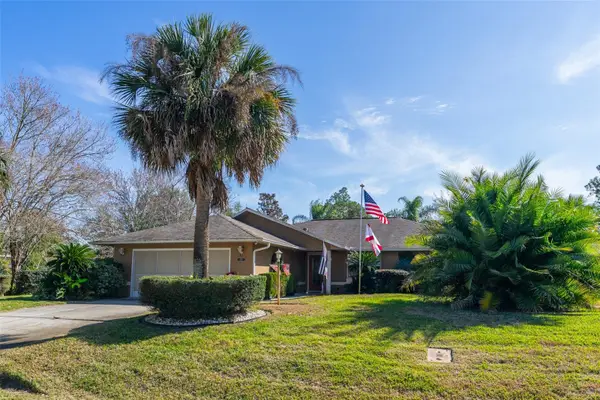 32 Barkley Lane, PALM COAST, FL 32137