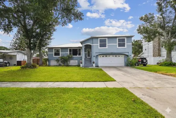 317 Shore Drive E, OLDSMAR, FL 34677