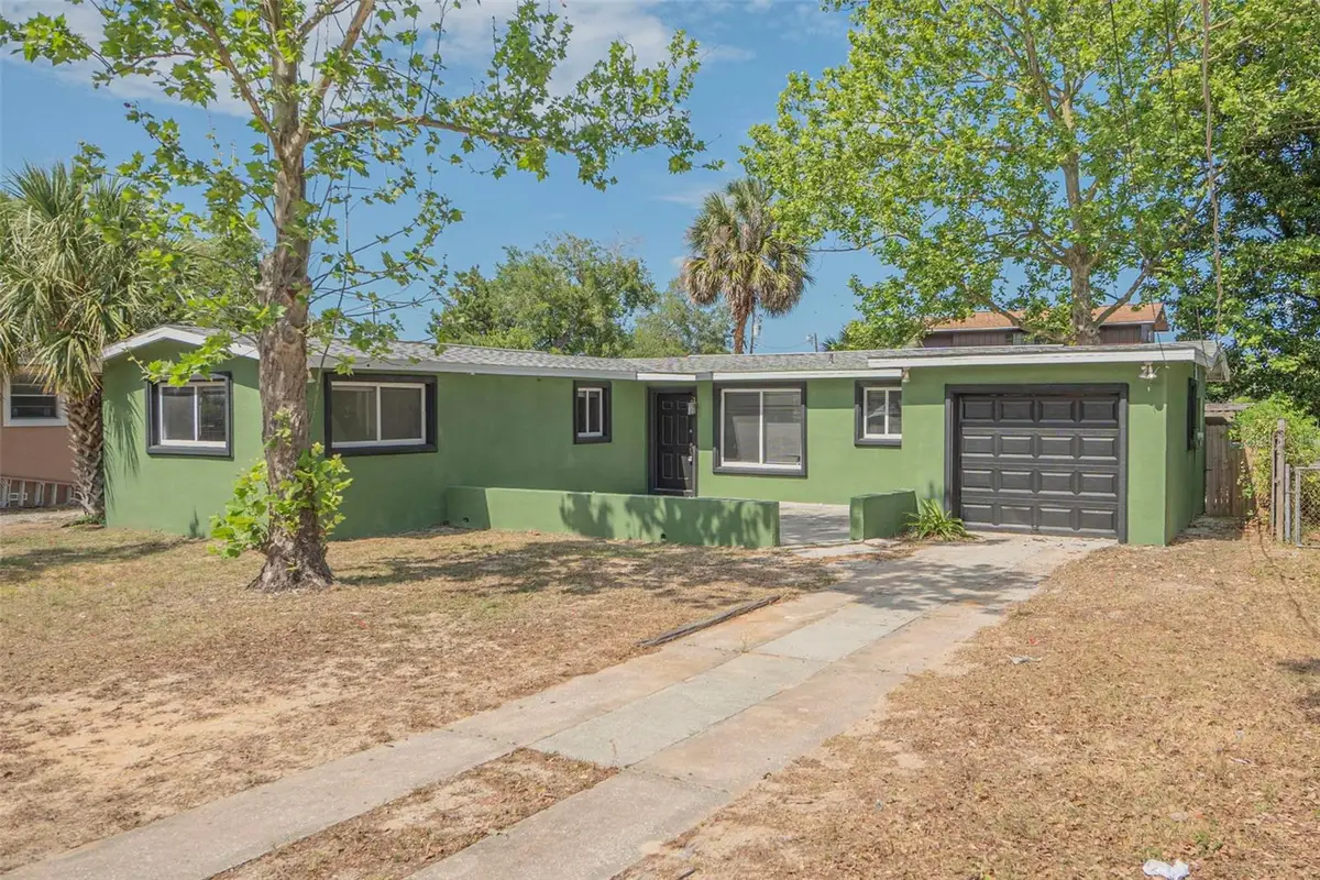 747 Derbyshire Road, Daytona Beach, FL 32114 - #1
